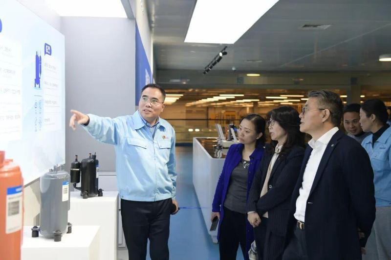 集团领导考察南昌海立基地;生产智能化水平显著提升;重点工程建设获积极评价。 IT技术 集团领导考察南昌海立基地;生产智能化水平显著提升;重点工程建设获积极评价。 IT技术 集团领导考察南昌海立基地;生产智能化水平显著提升;重点工程建设获积极评价。 IT技术